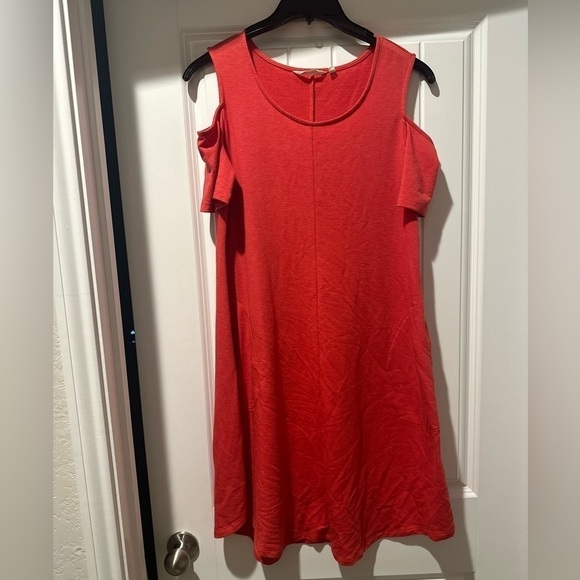 Soft Surroundings Dresses & Skirts - Soft Surroundings‎ Coral Cold Shoulder Swing Dress w/Pockets Casual Size Small